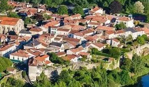 三台回乡建别墅为什么一定要选专业乡墅公司